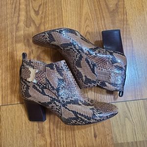 Tory Burch Heeled Booties Size 7